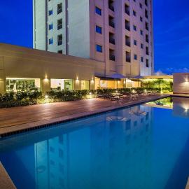 Hotel Araucaria Flat Araraquara,位于阿拉拉夸拉的酒店