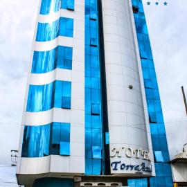 Hotel Torre Azul,位于圣多明各德洛斯科罗拉多斯的酒店