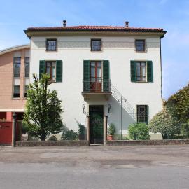 La Sosta Fuori Stazione，位于布雷谢洛的酒店
