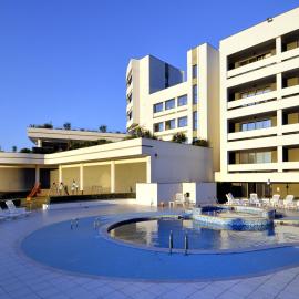 Park Hotel Mirabeau，位于蒙泰保内的酒店