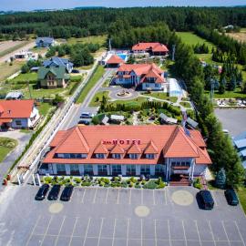 Hotel & Spa Arkadia，位于卢布林地区托马舒夫的酒店