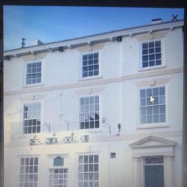 The Crown and Woolpack，位于朗萨顿的酒店