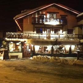 Hotel Franz，位于阿洛斯的酒店