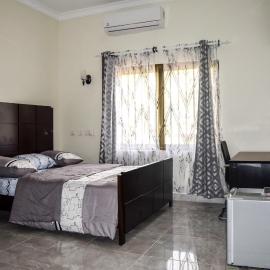3A's Guest House，位于Akosombo的酒店