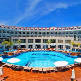 Meder Resort Hotel - Ultra All Inclusive，位于凯麦尔的酒店