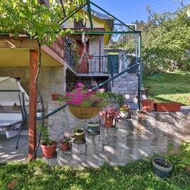 Guest House Villa Teres，位于希普卡的酒店