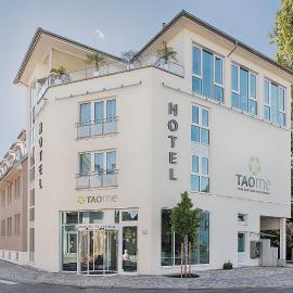 Taome Feng Shui Stadthotel Breisgau，位于埃门丁根的酒店