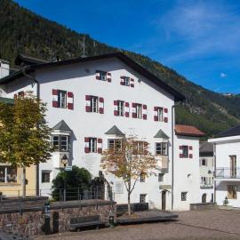 Hotel Ansitz Kandelburg，位于里约·迪·普斯特里亚的酒店