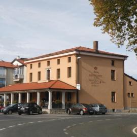 Guesthouse Risnik，位于迪瓦查的酒店