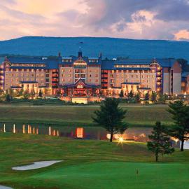 Mount Airy Casino Resort - Adults Only 21 Plus，位于波科诺山的酒店
