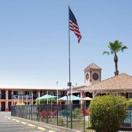 Howard Johnson by Wyndham Yuma，位于优马的酒店