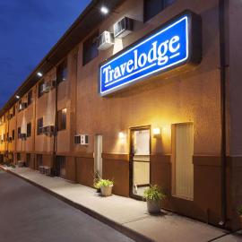 Travelodge by Wyndham La Porte/Michigan City Area，位于拉波特的酒店