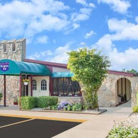 Knights Inn - Battle Creek