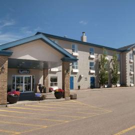 Travelodge by Wyndham Stony Plain，位于Stony Plain的酒店
