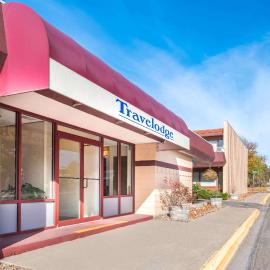 Travelodge by Wyndham Kalispell，位于卡利斯佩尔的酒店