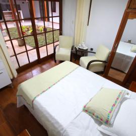 Casa Kuelap Hostal，位于查查波亚斯的酒店