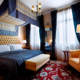 Grande Bretagne - Nafplio，位于纳夫普利翁的酒店
