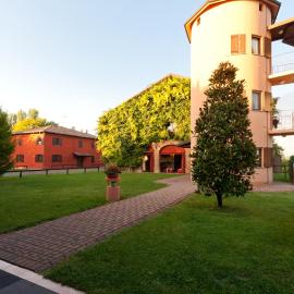 Agriturismo La Lupa，位于Madonna della Provvidenza的酒店