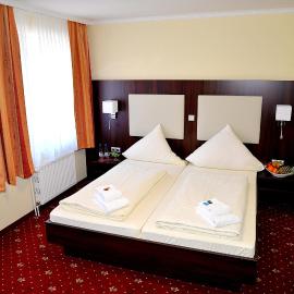 Hotel Neugrabener Hof,位于汉堡的酒店