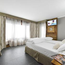 M4478 Mollino Rooms，位于布勒伊-切尔维尼亚的酒店