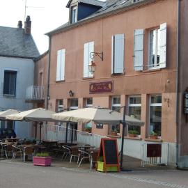 Le Lion D'or，位于奥若克斯的酒店
