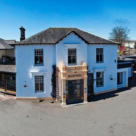 Castlecary House Hotel，位于坎伯诺尔德的酒店