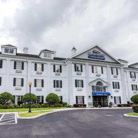 Baymont by Wyndham Lakeland,位于莱克兰的酒店