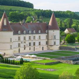 Hôtel Golf Château de Chailly,位于Chailly-sur-Armançon的酒店