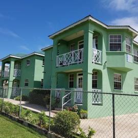 MIRI-JOY APARTMENTS，位于圣彼得教区的酒店