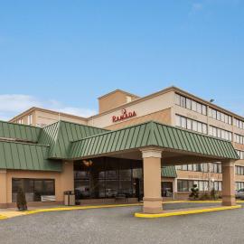 Ramada by Wyndham Rochelle Park Near Paramus，位于罗歇尔公园的酒店