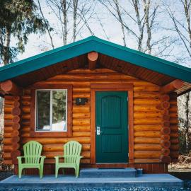 Port Hardy Cabins，位于哈迪港的酒店