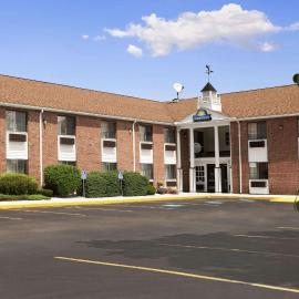 Days Inn by Wyndham Keene NH，位于基恩的酒店