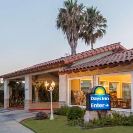 Days Inn by Wyndham Camarillo - Ventura,位于卡马里奥的酒店