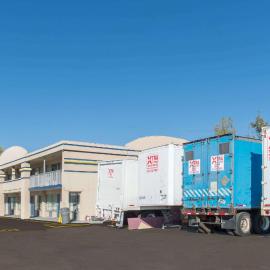 Days Inn & Suites by Wyndham Dayton North，位于代顿的酒店