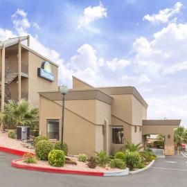 Days Inn by Wyndham St. George，位于圣乔治的酒店