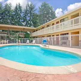 FairBridge Inn Express Tukwila，位于塔奇拉的酒店