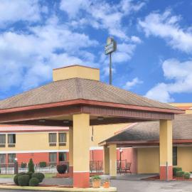 Days Inn & Suites by Wyndham Casey，位于Casey的酒店