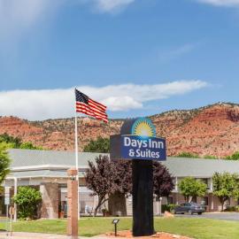 Days Inn & Suites by Wyndham Kanab，位于卡纳布的酒店
