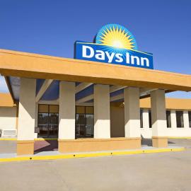 Days Inn by Wyndham Henryetta，位于Henryetta的酒店
