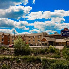 AmericInn by Wyndham Iron River，位于Iron River的酒店