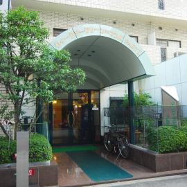 Weekly Green In Namba，位于大阪的酒店