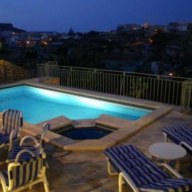 Sylvia' s Millhouse，位于Kerċem的酒店