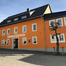 Gasthof zum Waldstein，位于Zell im Fichtelgebirge的酒店