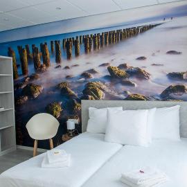 City2Beach Hotel，位于弗利辛恩的酒店