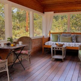 Coho Cottages，位于Willow Creek的酒店