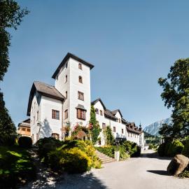 Aparthotel Schloss Thannegg，位于格洛博明的酒店
