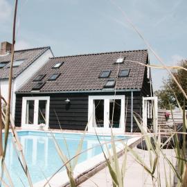 Bed & Breakfast Zeeland，位于雷讷瑟的酒店