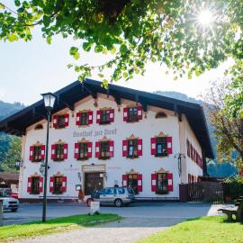 Posthotel Sachrang，位于基姆高地区阿绍的酒店