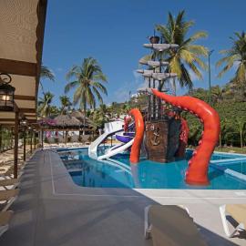 Vista Playa de Oro Manzanillo，位于曼萨尼约的酒店