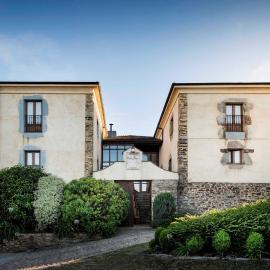 Hotel Rural Casona Trabadelo，位于贝加德奥的酒店